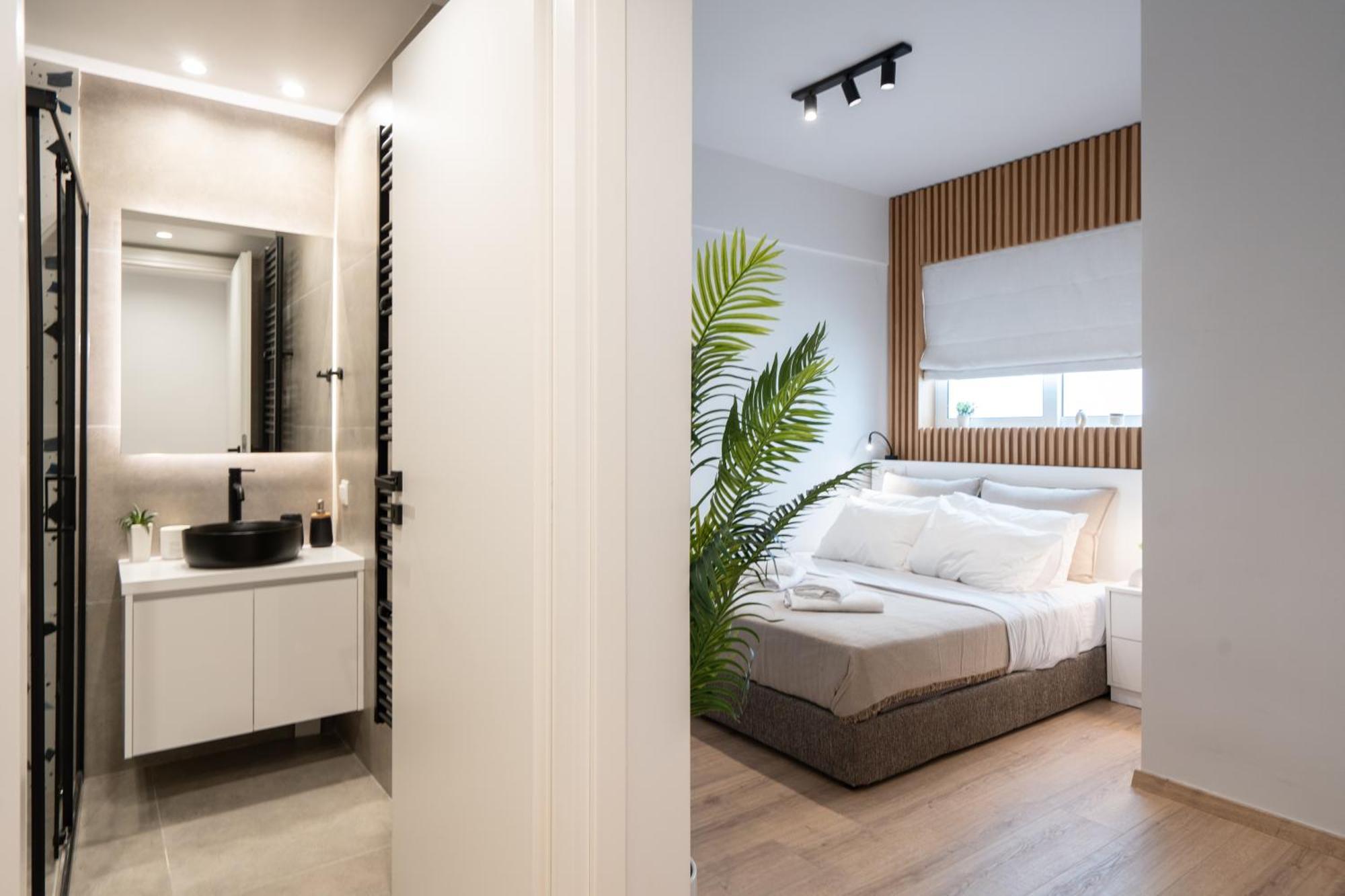 Luxury 4 Bedrooms Apartment Near Flisvos Marina Piraeus Bagian luar foto