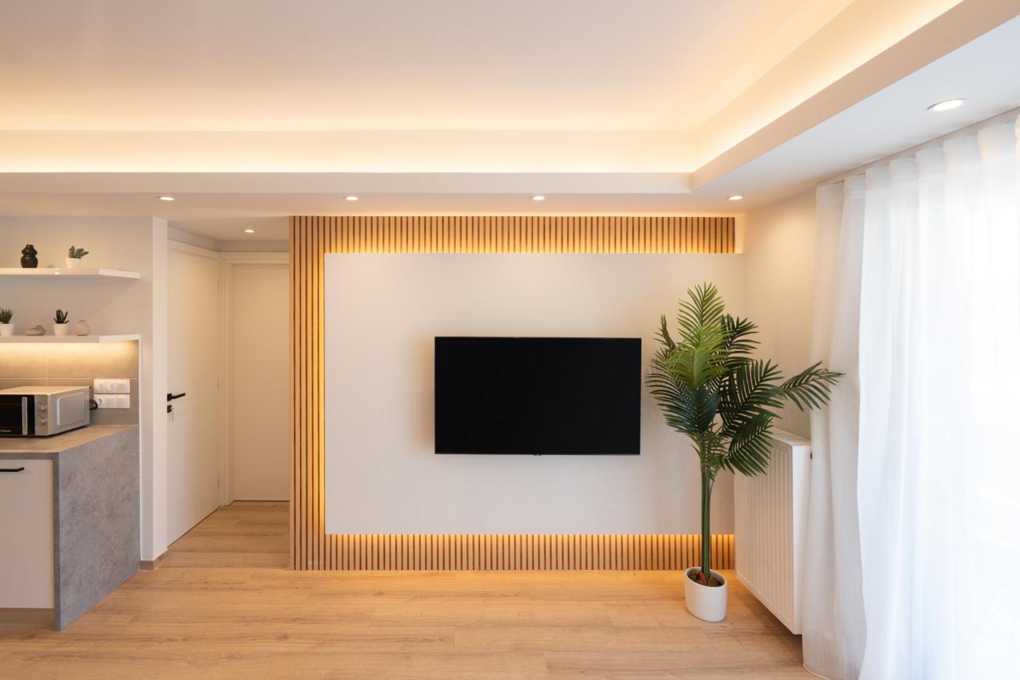 Luxury 4 Bedrooms Apartment Near Flisvos Marina Piraeus Bagian luar foto